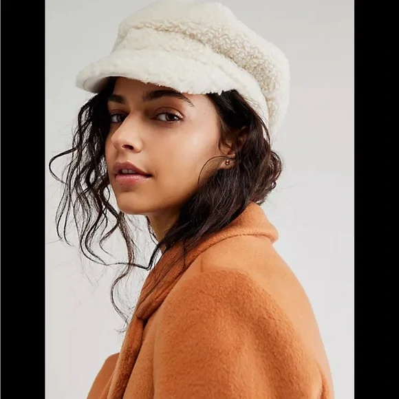 Free People Hat live listing - Picture 1 of 1